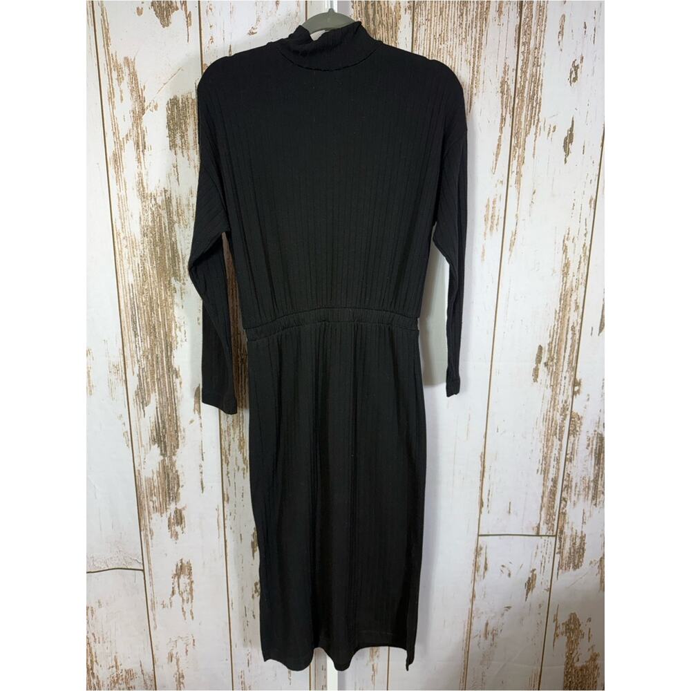 Old Navy, Black Ribbed Long Sleeve Midi Dress w/pockets. Size Small. - Picture 7 of 7